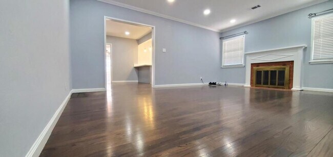 Foto del edificio - 6428 Monterey Rd