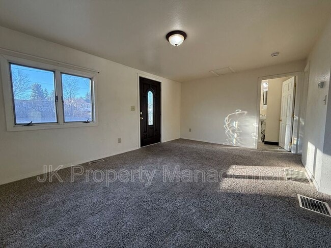 Foto del edificio - 1715 13th Ave S