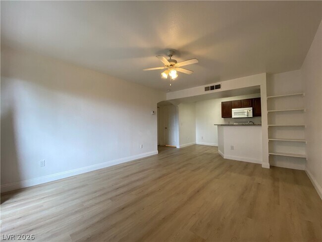 Building Photo - 5174 S Jones Blvd
