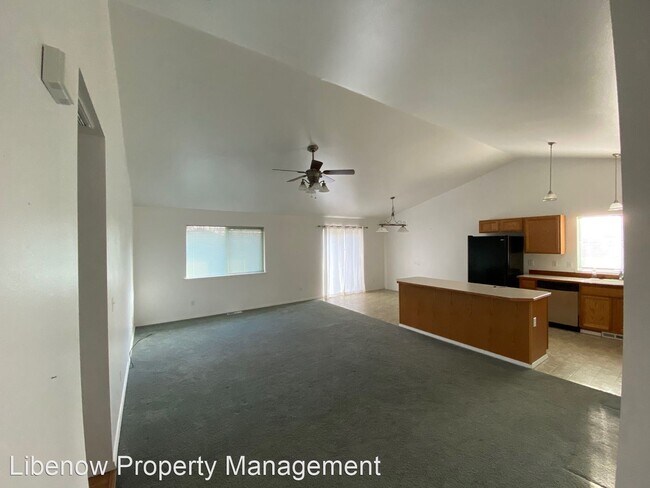 Building Photo - 3 br, 2 bath House - 2208 N Abbey Glen CT