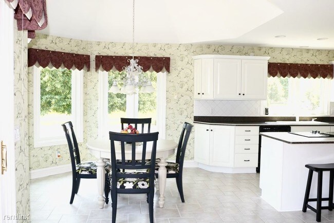 Building Photo - 3 br, 2.5 bath House - 54796 Morningside Dr