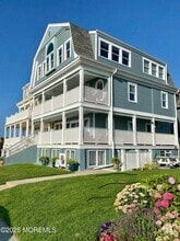 27 Ocean Ave N