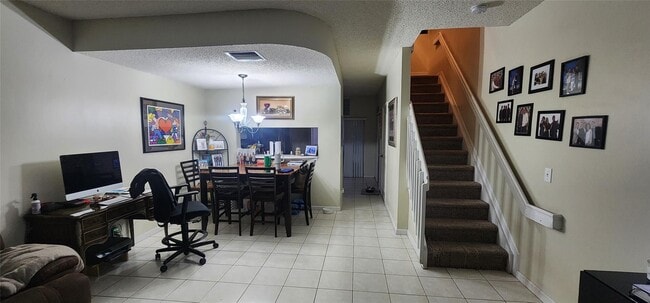 Building Photo - 5602 NW 99th Way
