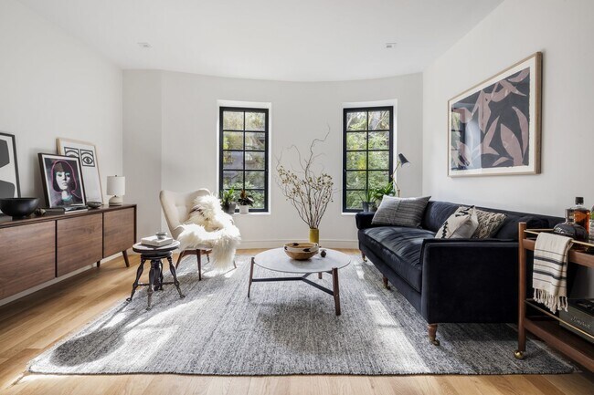 Foto del edificio - 245 E 78th St