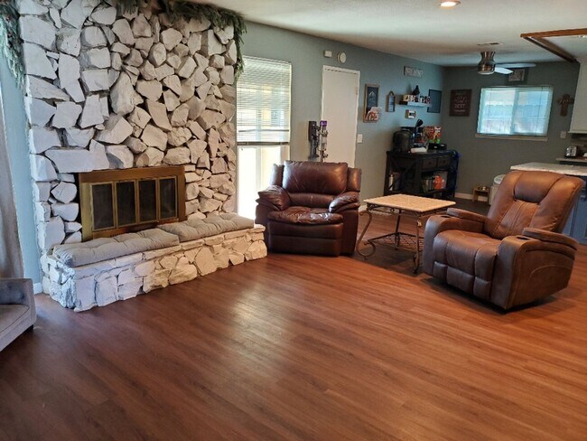 Foto del edificio - House for rent