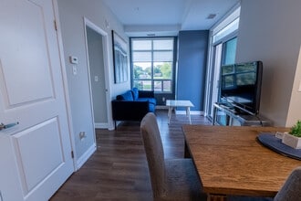 Building Photo - Niagara Terrace