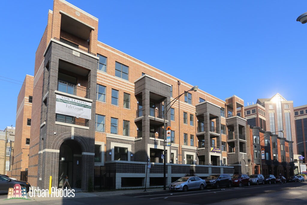 Primary Photo - 2944 N Halsted St