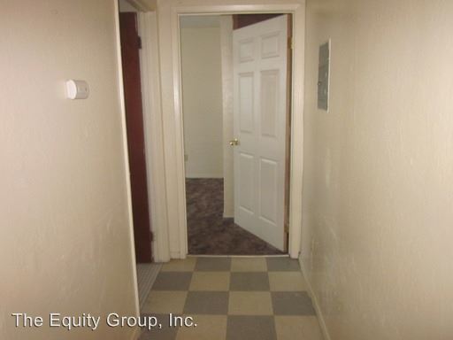 Building Photo - 30621 Ivy Rd