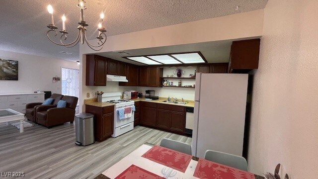 Foto del edificio - 5576 W Rochelle Ave.