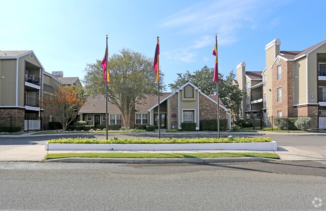 Foto del edificio - Contour Place