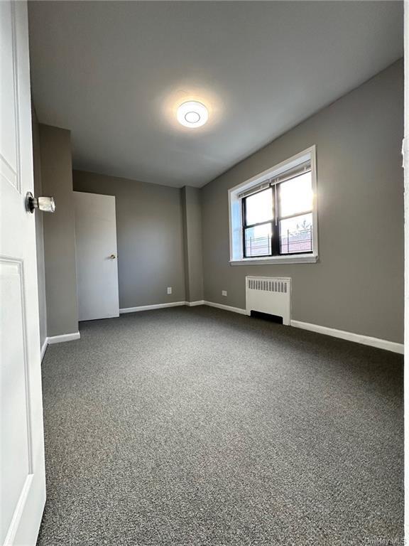 Foto del edificio - 1910 Pelham Pkwy S