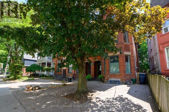 Photo du bâtiment - 103 Gloucester St