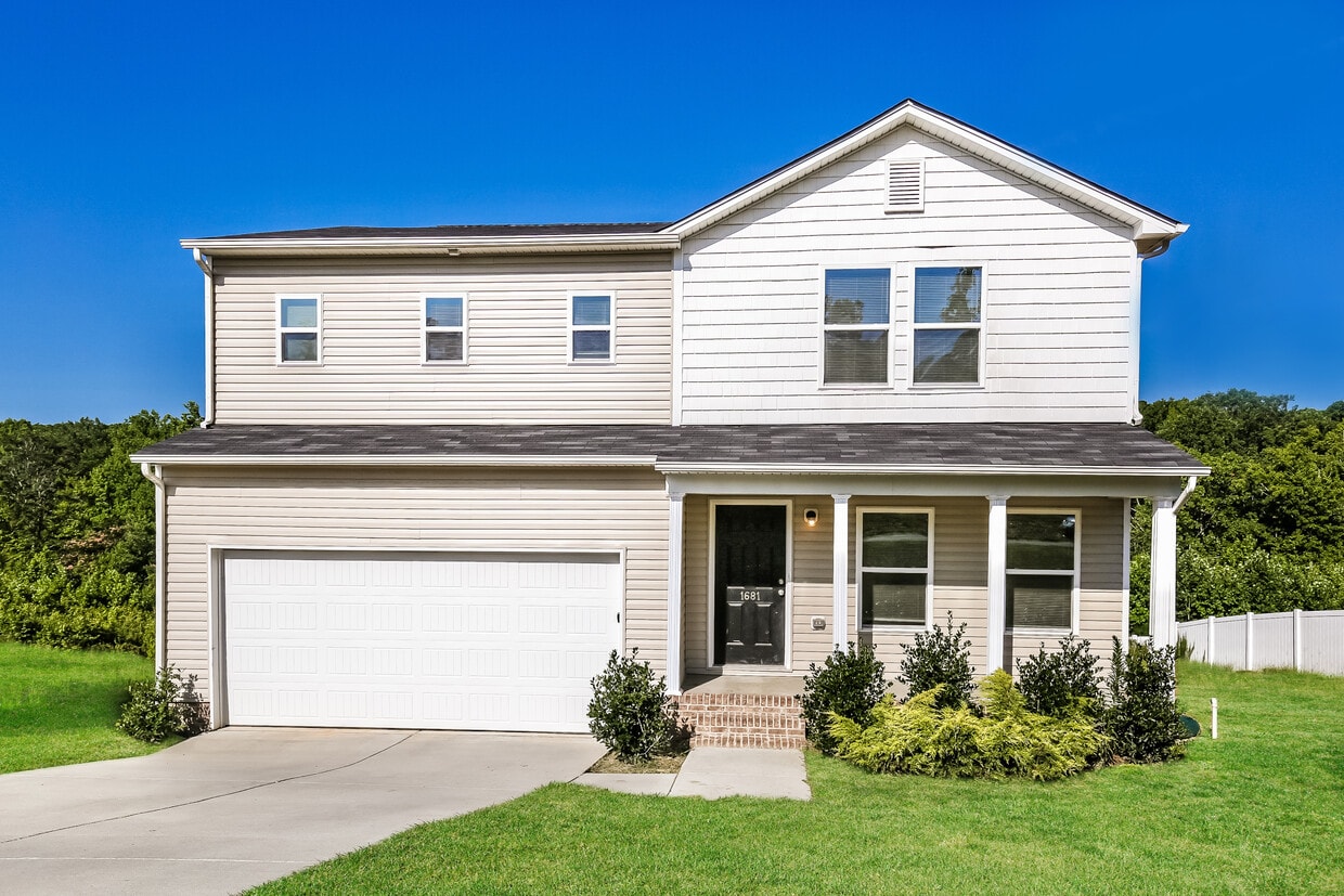 Foto principal - 1681 Robins Nest Dr, Asheboro, NC