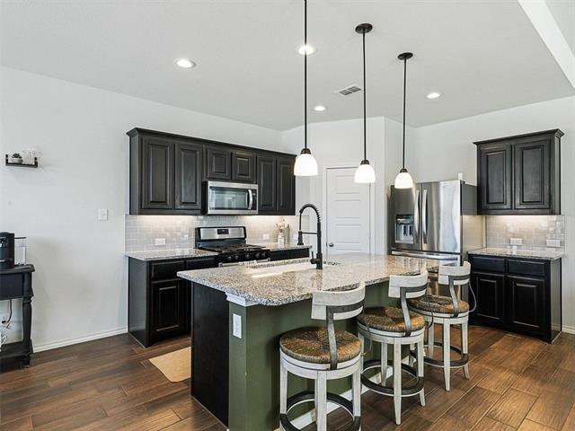 Foto del edificio - 1716 Emilia Dr