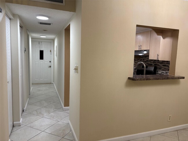 Foto del edificio - 2831 Pierce St