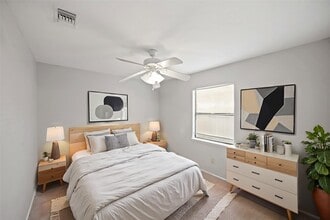 Building Photo - 6811 Tara Blue Ridge Dr