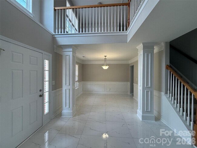 Building Photo - 203 Almora Loop