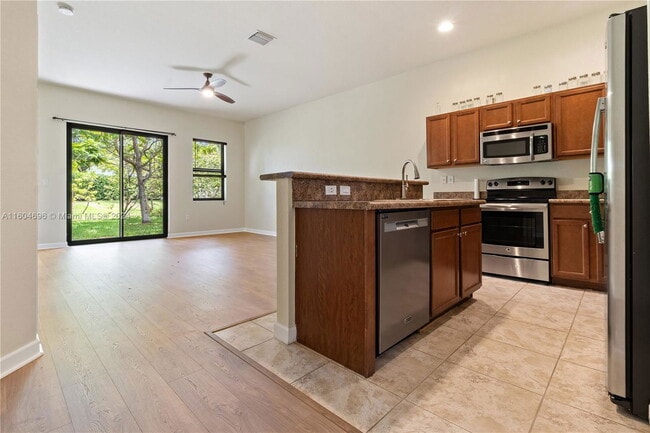 Photo - 3560 W 88th St House