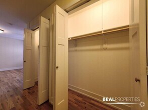 Building Photo - 555 W Arlington Pl