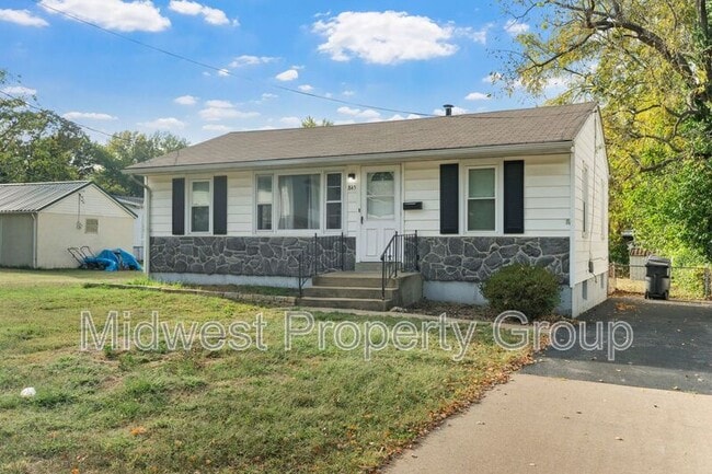Building Photo - 845 Boone St