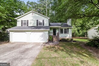 Building Photo - 4027 Evelyn Dr