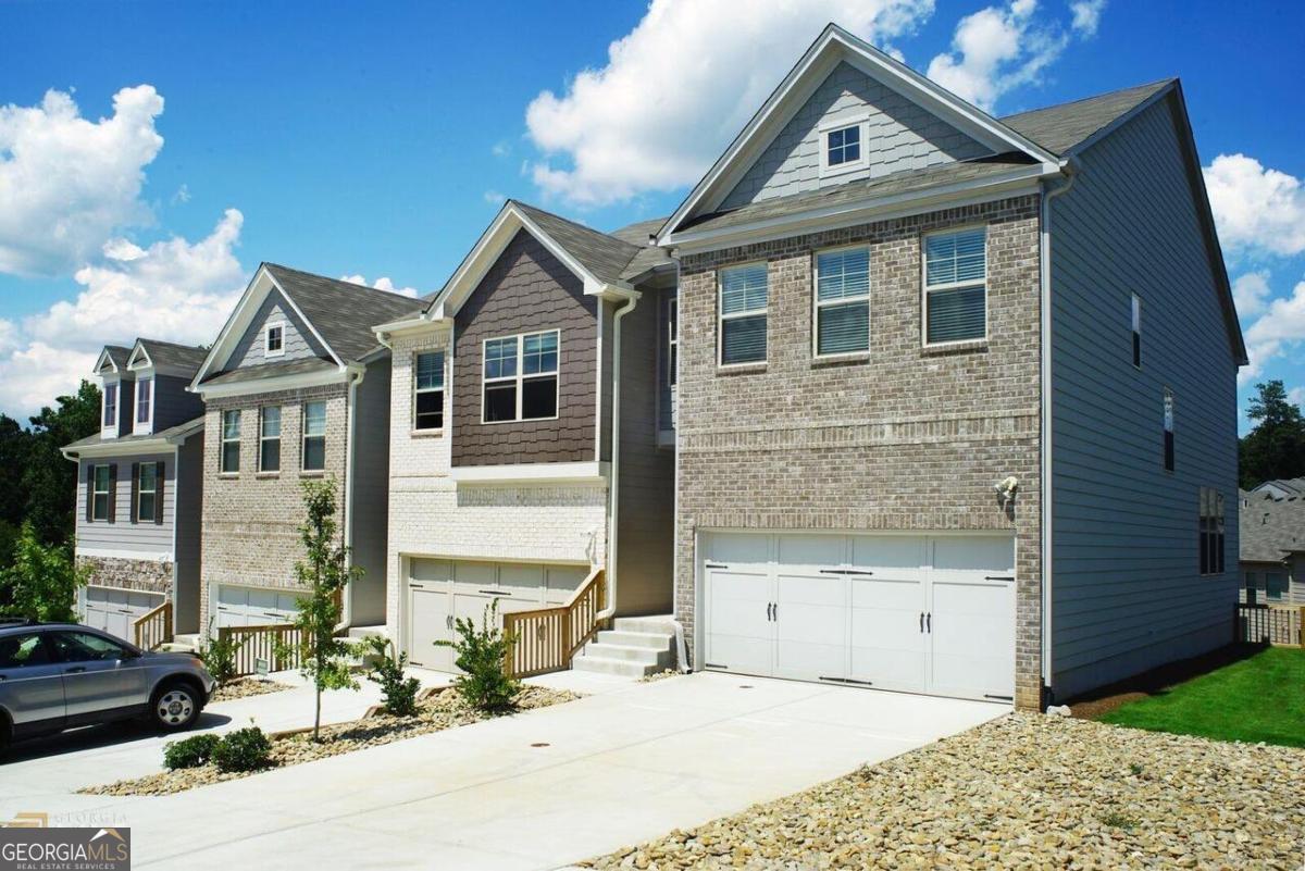 Primary Photo - 2816 Ellis Pointe Ave