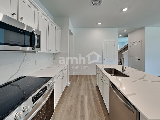Foto del edificio - 2905 20th Ave W