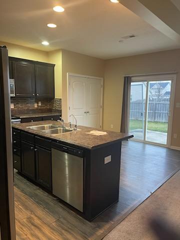 Building Photo - 1749 Cumbria Dr