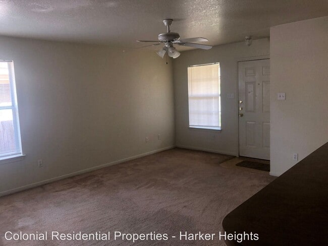 Building Photo - 932 Maplewood Dr
