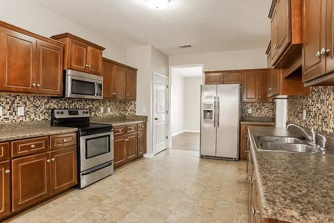 Building Photo - Gorgeous Two-Story Home in Grovetown, GA