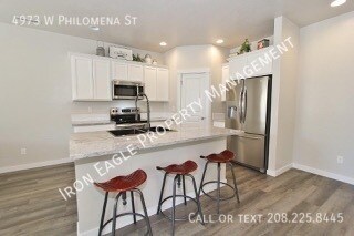 Foto del edificio - 4973 W Philomena St