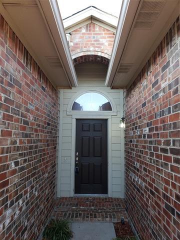 Building Photo - 820 Poncho Ln