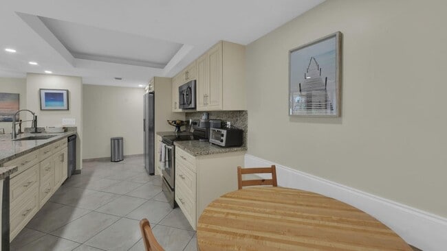 Foto del edificio - 450 Egret Cir