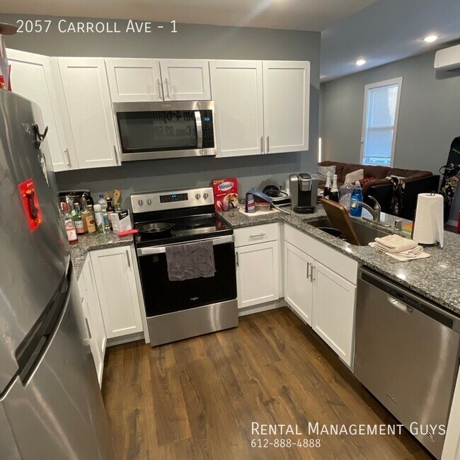 Foto del edificio - 2057 Carroll Ave