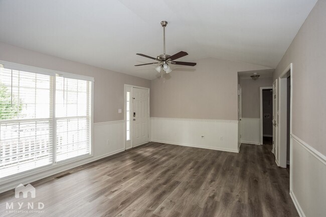 Building Photo - 4723 Hendrix Ct