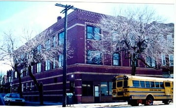 Building Photo - 2149-2157 W Walton St