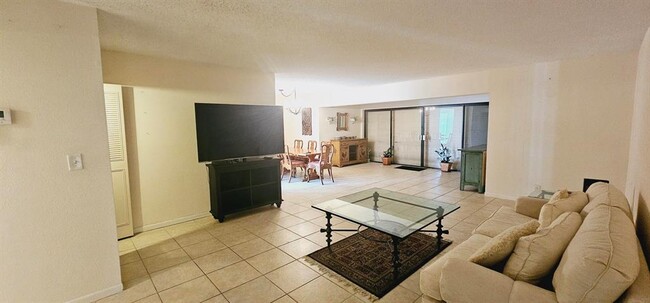 Building Photo - 6655 Spring Bottom Way
