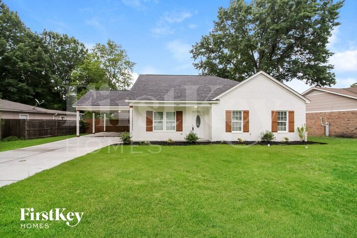 Primary Photo - 6301 Green Grove Drive