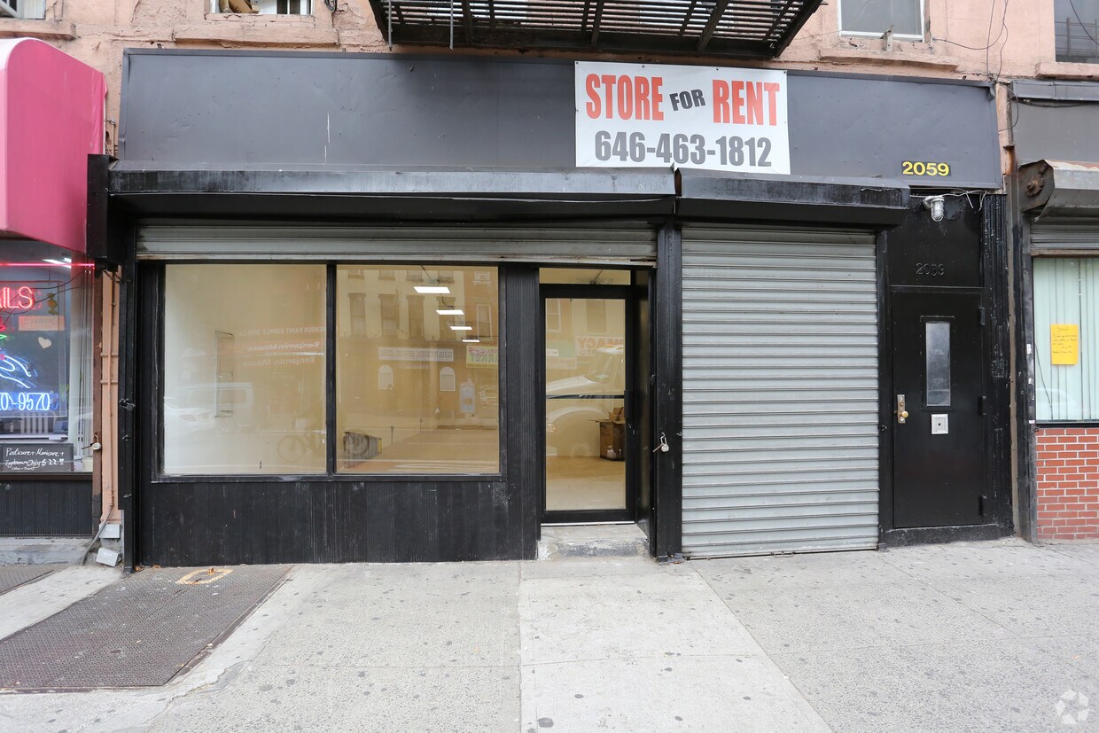 Foto del edificio - 2057-2061 Second Ave