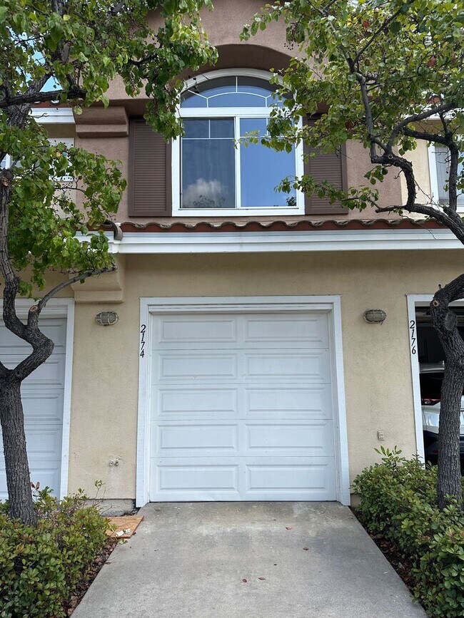 Foto del edificio - Centrally Located 2 Bedroom & 2 Bathroom Townhome w/ Garage in Cabo Bahia Community