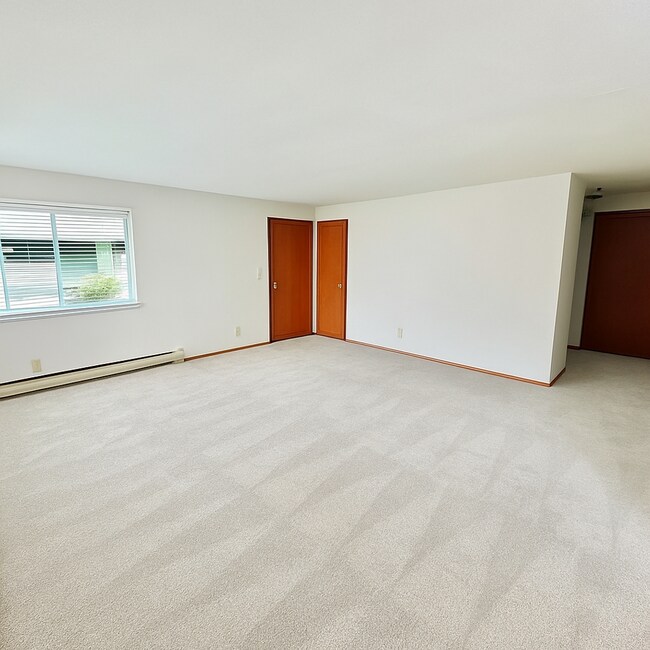 Foto del edificio - 2Bd/1Ba Seattle Triplex