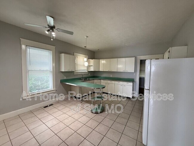 Foto del edificio - 820 S New Ave