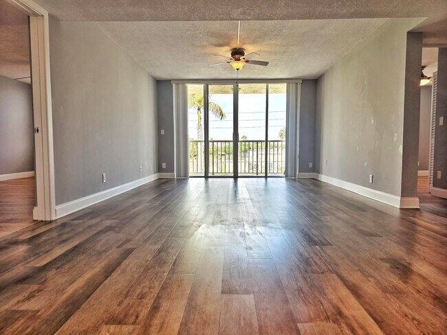 Foto del edificio - 1341 SE 3rd Ave