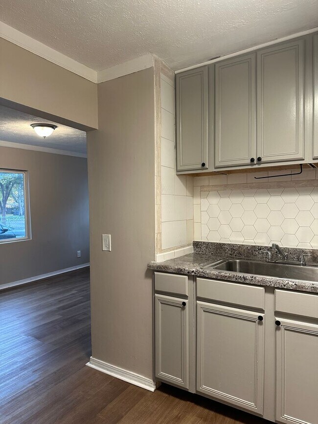 Foto del edificio - 1 Bedroom 1 Bathroom Home For Rent!