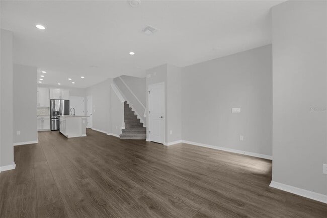 Building Photo - 8629 Tavistock Lakes Blvd