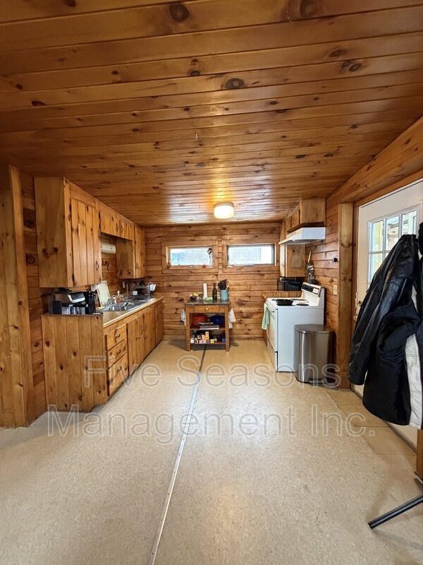 Foto del edificio - 68-70 North Union Street - #3 Rear