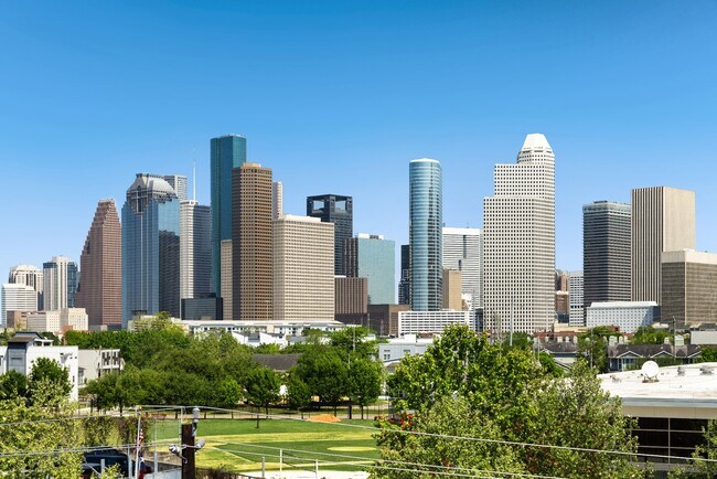 Foto del edificio - 306 W Pierce St