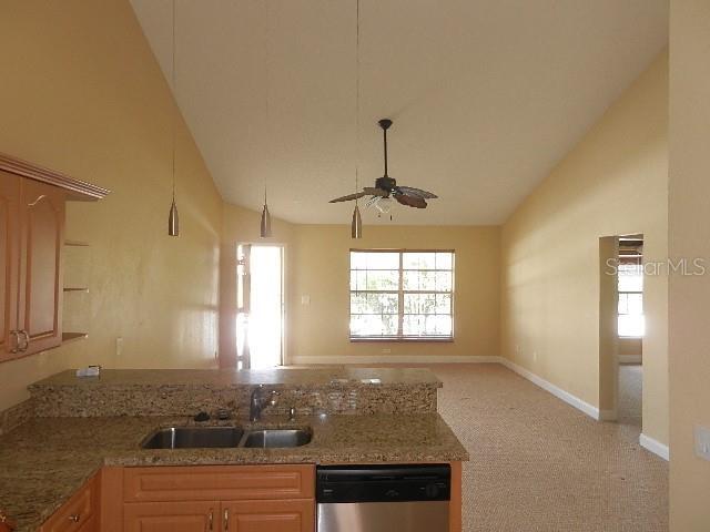 Building Photo - 3651 N Goldenrod Rd