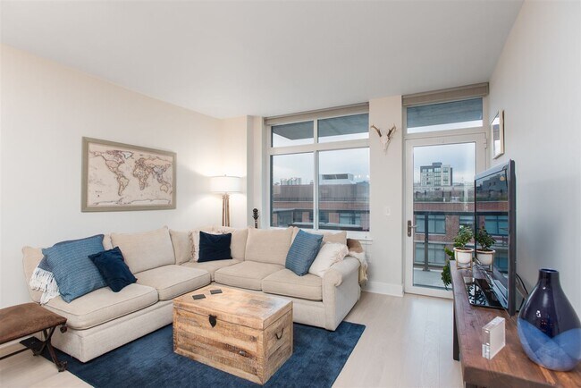 Foto del edificio - 1400 Hudson St