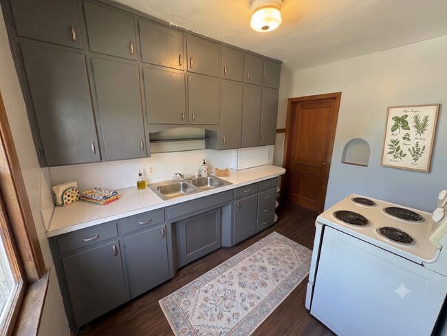 Foto del edificio - 721-721 W 11th St